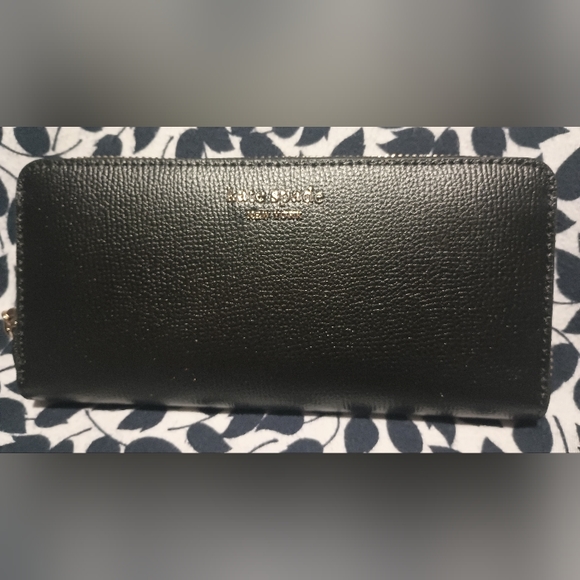 Kate Spade Slim Continental Wallet - Picture 5 of 6
